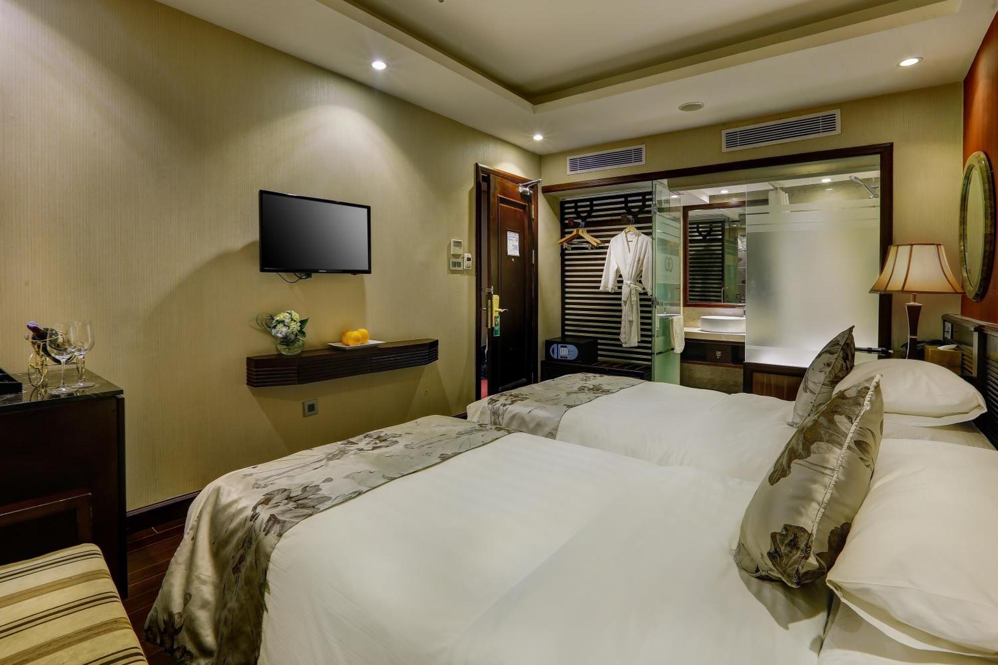 Golden Silk Boutique Hotel Hanoi Buitenkant foto