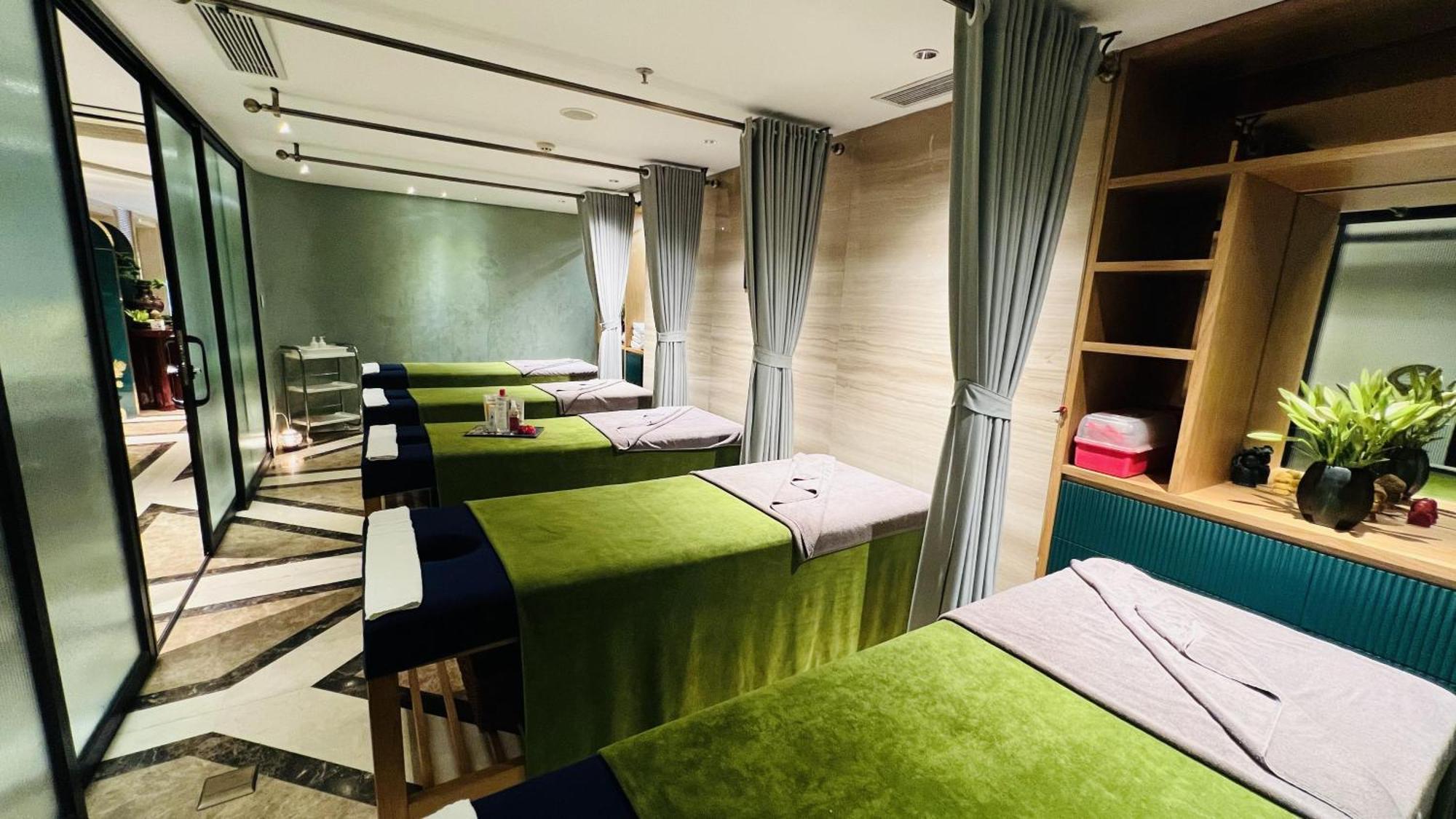 Golden Silk Boutique Hotel Hanoi Buitenkant foto